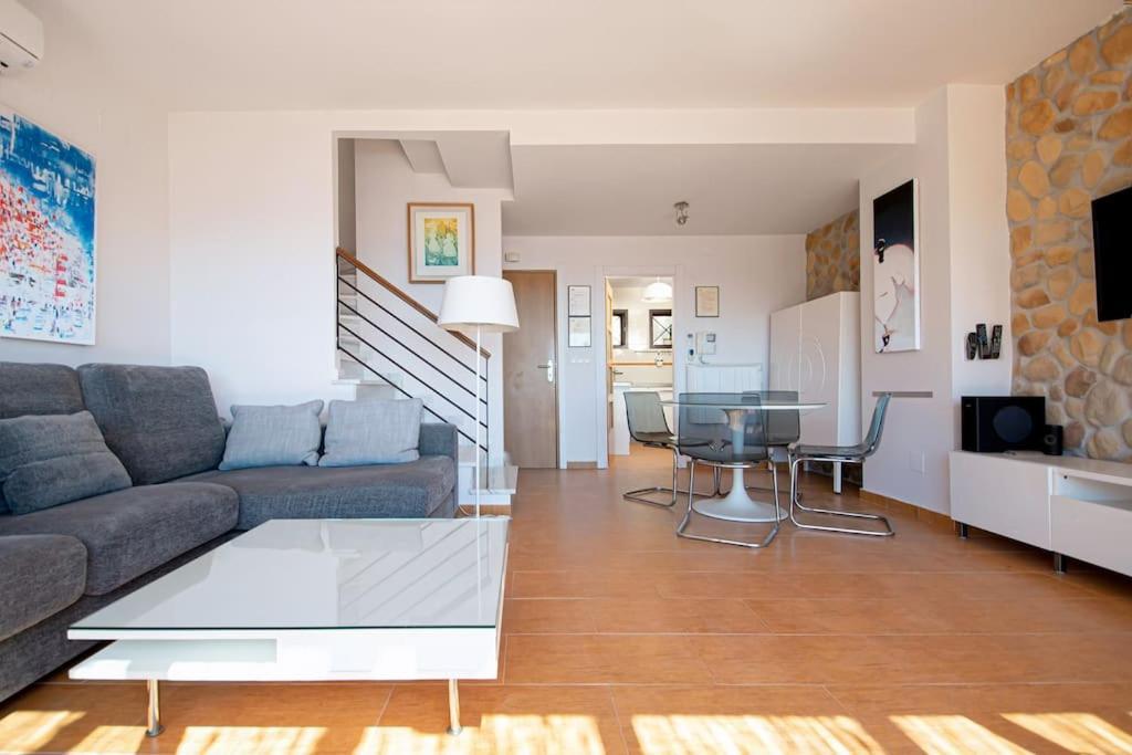 Sunny House With Great Sea Views, 3 Terraces, Private Heated Pool And Sauna La Herradura  Extérieur photo